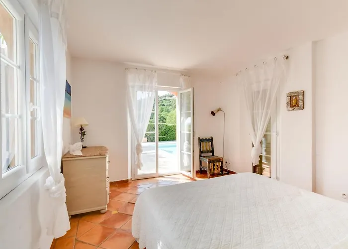 Le Petit Rouveau By Interhome